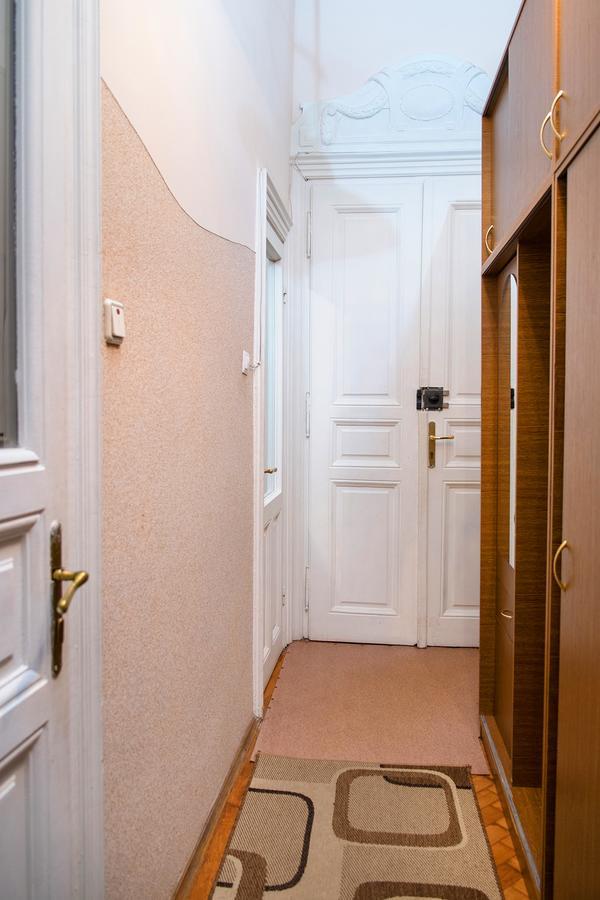 Apartments City Львов Экстерьер фото